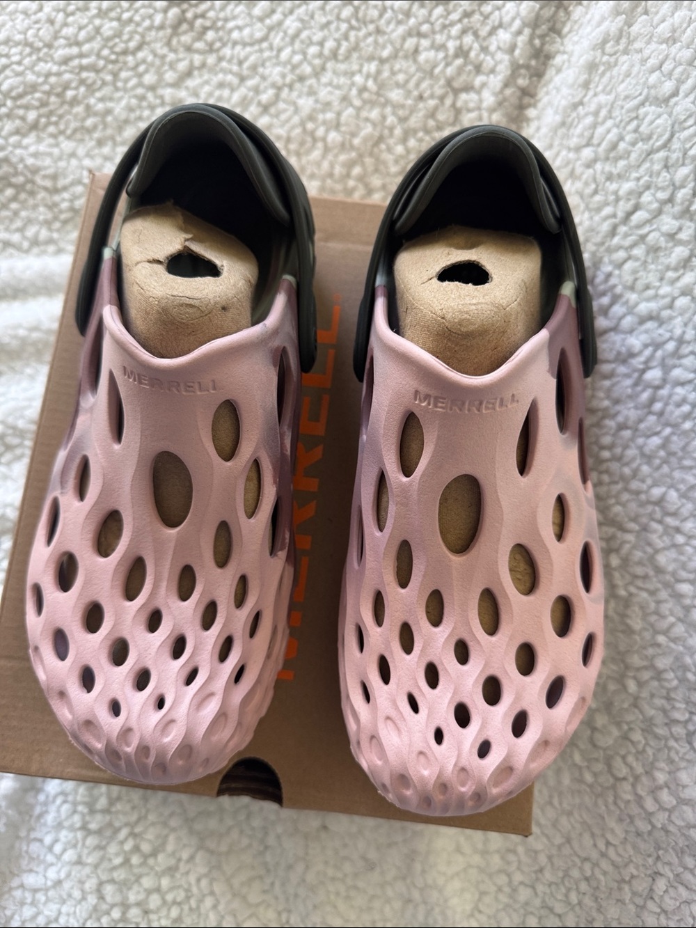 Merrell Pink Hydro-Style Slip-On Clogs with Olive Strap - Picture 3 of 4
